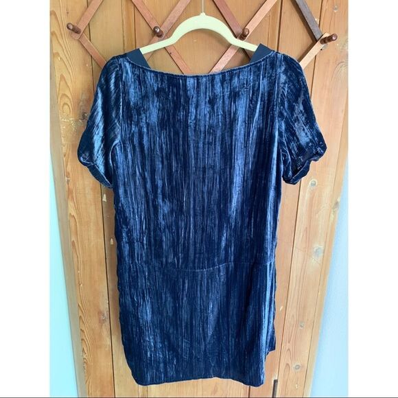 Floreat Anthropologie crushed velvet shift dress - Picture 4 of 9